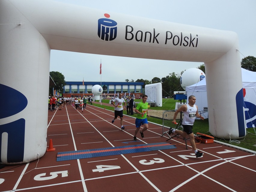 3. PKO Bieg Charytatywny w Białymstoku na stadionie ZOS...