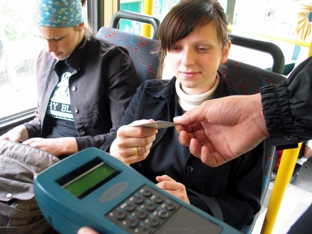ZTM Poznań: Cudzoziemcy nie muszą płacić za jazdę tramwajem?