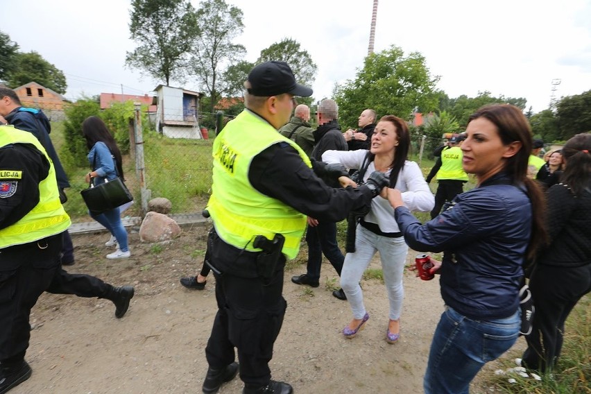 Śmiertelne postrzelenie. Policja wiedziała, że 22-latek ukrywa się