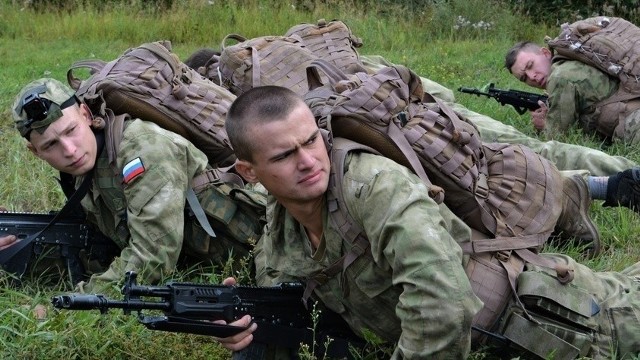 Rosyjscy żołnierze spod Chersonia dostali notatkę. Przywódcy nazywają ich ucieczkę za haniebną