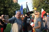 W Krakowie przeszedł marsz "cnotliwych niewiast, wiedźm i innych obywateli" [ZDJĘCIA]