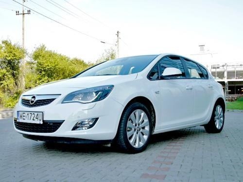12. Opel Astra IV (J)	 2009 - 2015	 4,2
