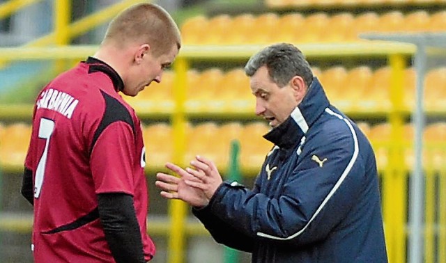 Czy wskazówki trenera Krzysztofa Szopy okażą się pomocne w dzisiejszym meczu ze Zniczem w Pruszkowie?