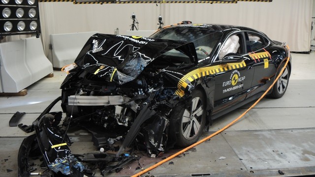 Euro NCAP opublikowała właśnie nowe wyniki testów zderzeniowych. Testom poddano głównie nowe modele, ale znalazły się także auta obecne od dawna na rynku.Fot. Euro NCAP