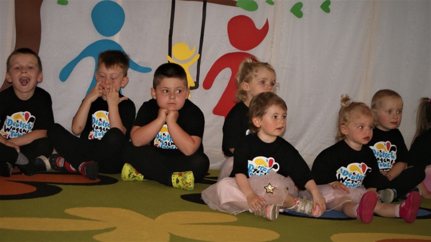 Dzień Rodziny ze wspólną zabawą w Niepublicznym Przedszkolu numer 1 w Tarnobrzegu 