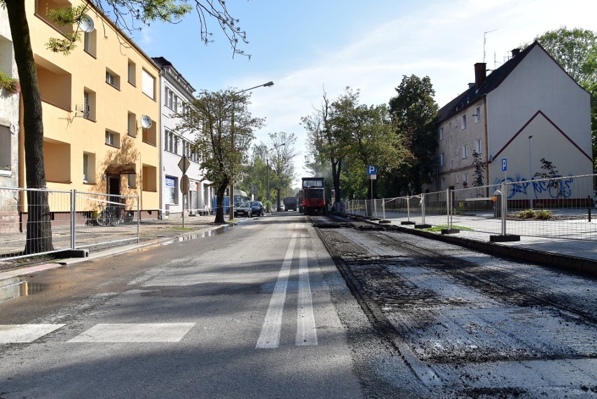 Remont ul. Oleskiej. Rozpoczęto realizację drugiego etapu,...