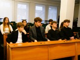 II Sesja Młodzieżowej Rady Miejskiej w Stalowej Woli zorganizowana w Urzędzie Miasta. Zobacz zdjęcia