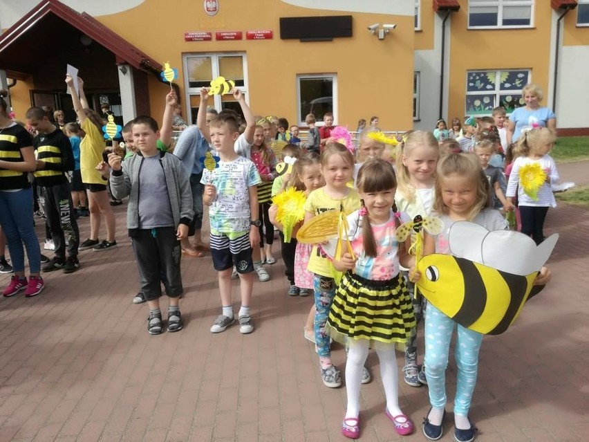 Uczniowie z Pałecznicy najlepsi w "pszczelim" konkursie