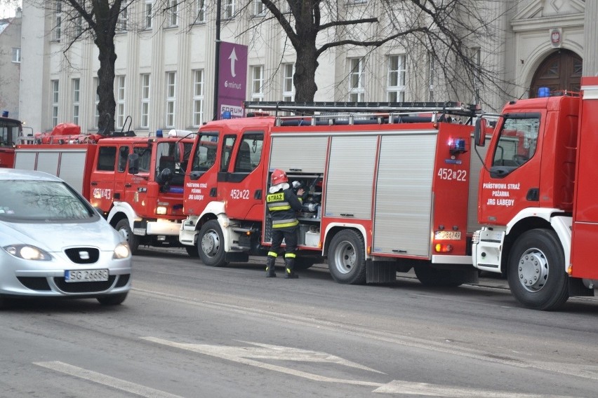 Alarm w Sądzie w Gliwicach. Niebezpieczna substancja w...