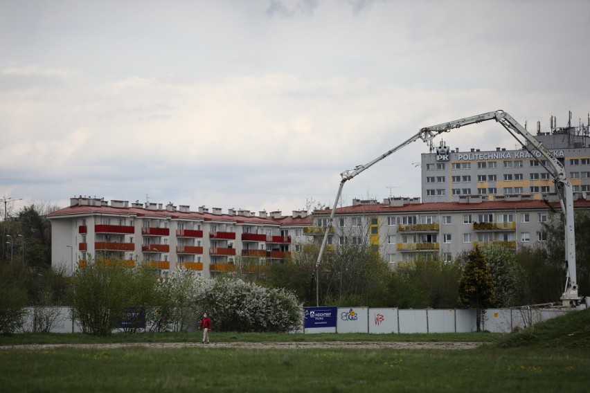 Budowa Małopolskiego Centrum Nauki Cogiteon w krakowskich...