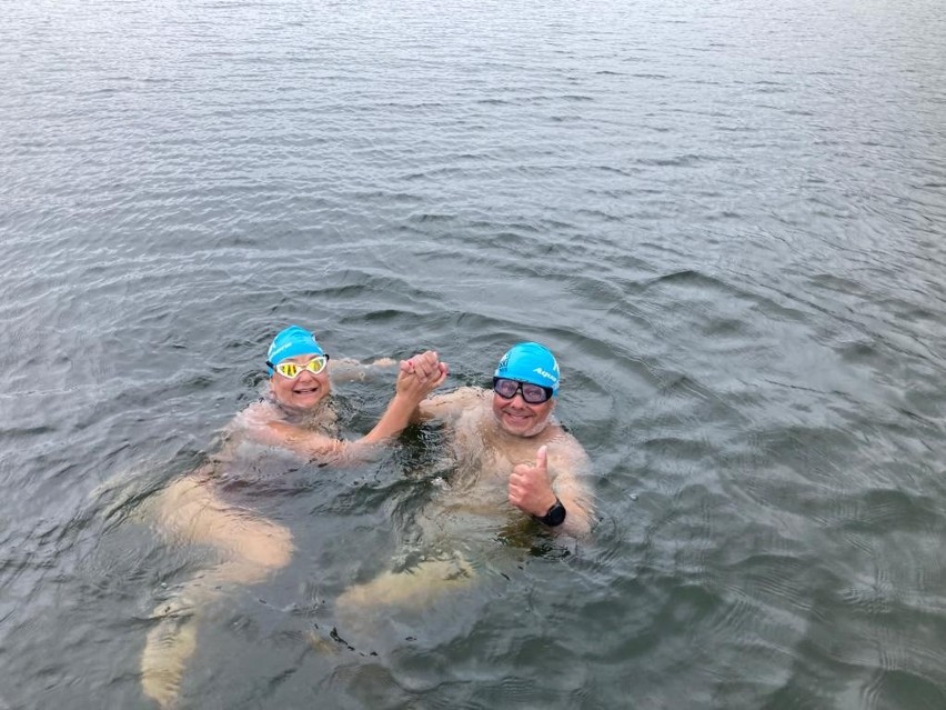 Pokonanie jeziora Windermere gdyńskim pływakom ekstremalnym...
