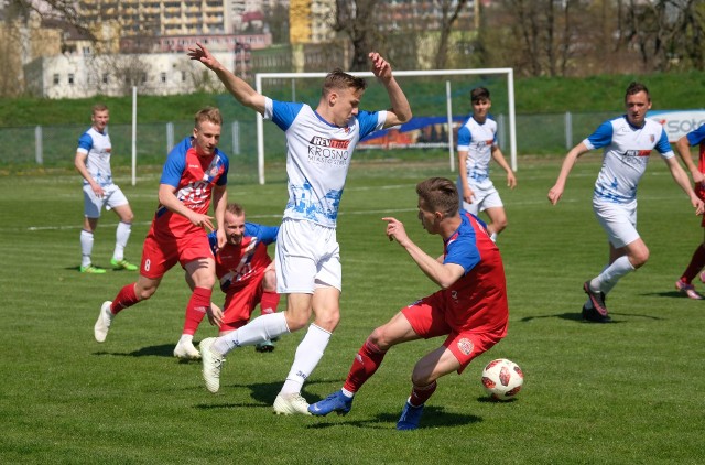 Sobotnie mecze piłki nożnej w 4 lidze podkarpackiej na żywo [RELACJA  ONLINE, LIVE] | Nowiny