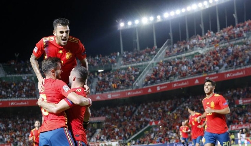 Na zdjęciu: reprezentacja Hiszpanii. Mecz Hiszpania - Anglia...