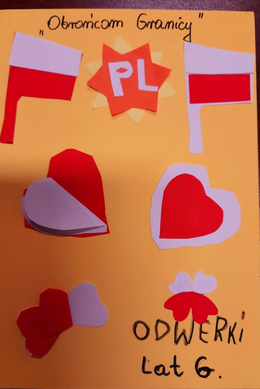 Piękne kartki od przedszkolaków z gminy Dwikozy dla żołnierzy w ramach akcji #Murem Za Polskim Mundurem. Zobaczcie zdjęcia