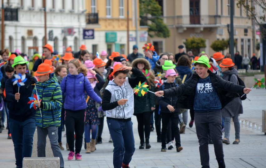 Światowy Dzień Zdrowia Psychicznego w Lublinie. Marsz solidarności z chorymi (ZDJĘCIA)
