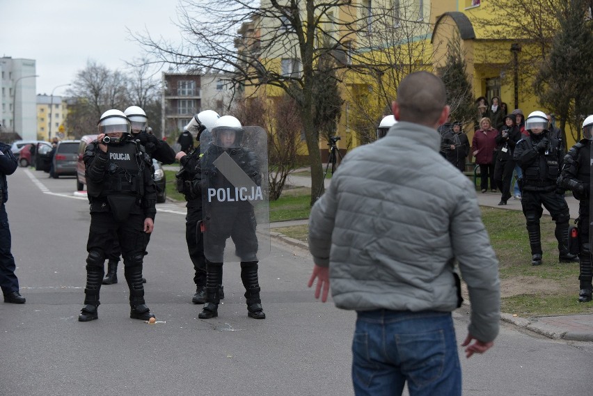 Sprawa dotyczy zdarzeń z 9 i 10 kwietnia tuż po śmierci...