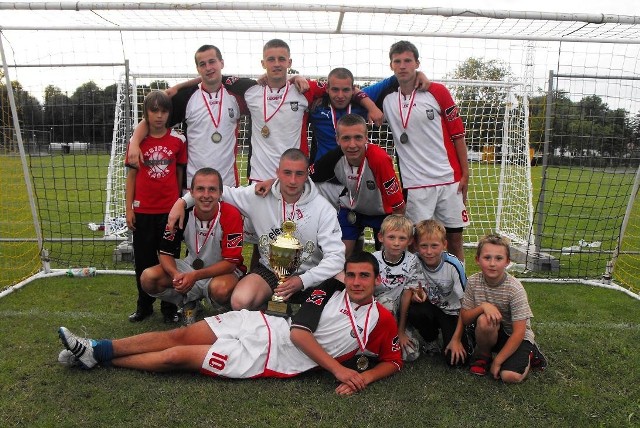 W gorzowskim Maniana Squadzie gra ośmiu zawodników, próbujących w przeszłości swych sił w GKP. Ekipa o średniej wieku 20 lat odniosła duży sukces w Gryfinie, zdobywając tam tytuł mistrzów północnej Polski rozgrywek Playarena Cup.