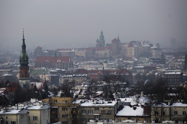 Do smogowego krajobrazu Krakowa trzeba się przyzwyczaić. Inny jest coraz większą rzadkością