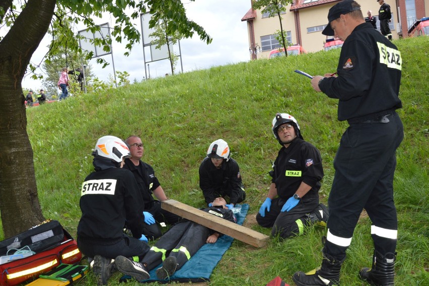 Świątniki Górne. Potrafią sprawnie udzielać pomocy przedmedycznej. Druhowie sprawdzali swoje umiejętności 