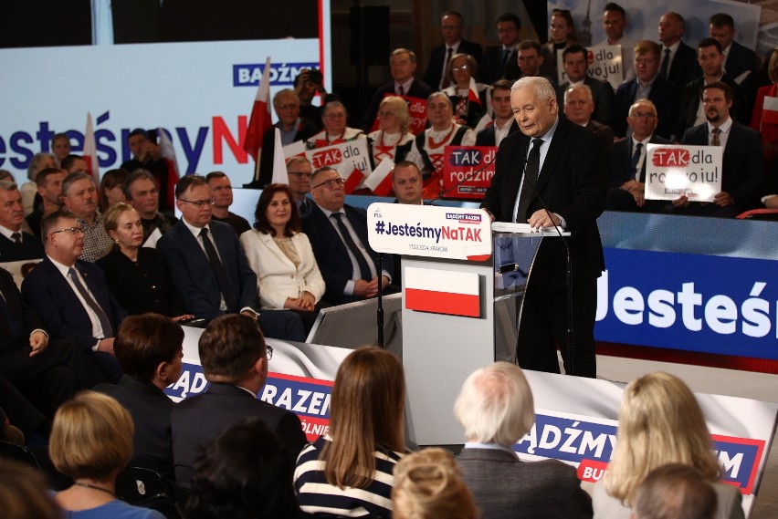 Prezes PiS Jarosław Kaczyński też przyjechał do Krakowa.