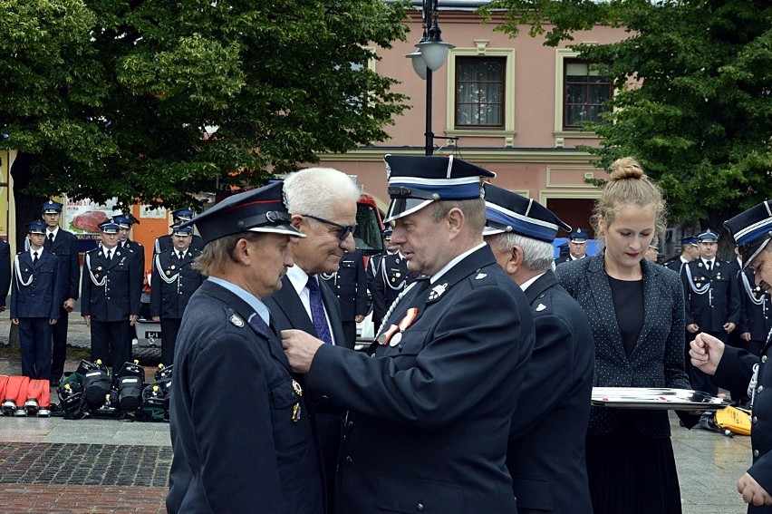 Gorlice. Druhowie z OSP podziękowali za sprzęt wartości wielu milonów złotych [ZDJĘCIA]