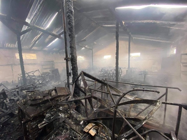 Po pożarze w Bydlinie nadzór budowlany wyłączył halę z użytkowania