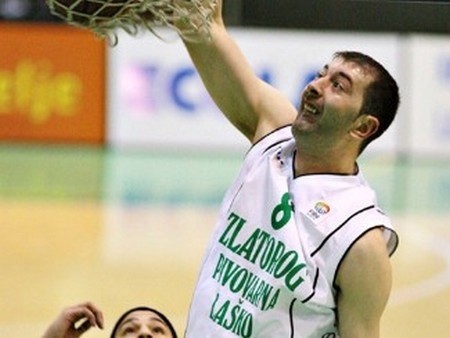 Nemanja Jelesijevic