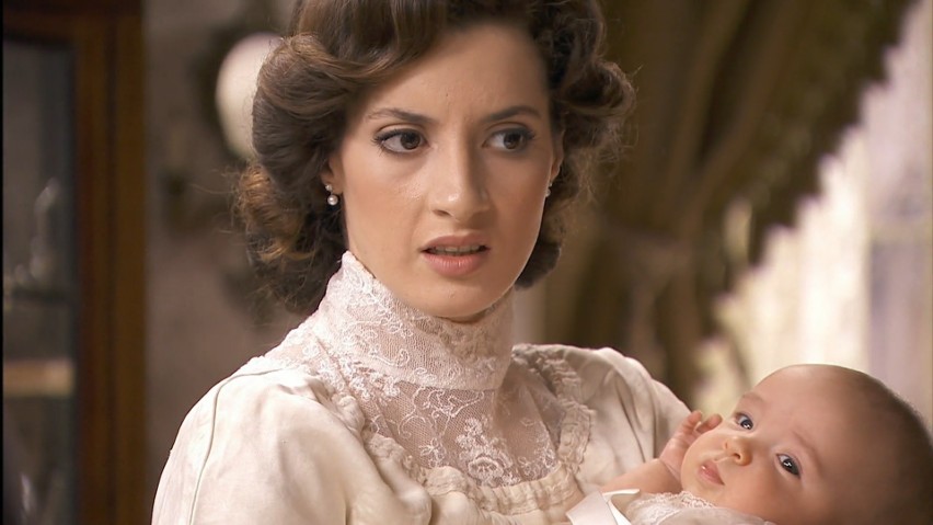 Inés Aldea w serialu wcielała się w rolę Celii. Kobieta...