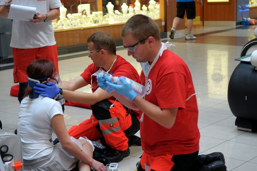 Studenci medycyny startują w zawodach w ratownictwie medycznym (FOTO)