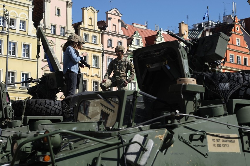 Wojska NATO na wrocławskim Rynku