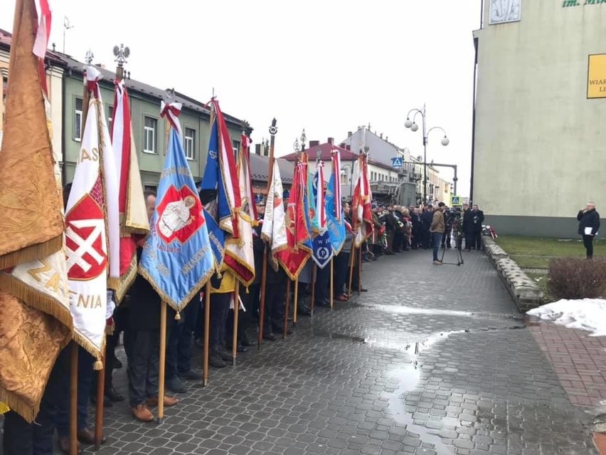W Jędrzejowie uczczono pamięć żołnierzy Armii Krajowej. Przypominamy słynną akcję (ZDJĘCIA)