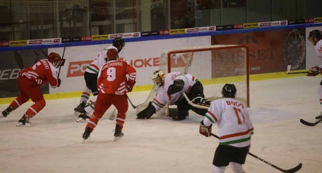 18.12.2020. Katowice-Janów. Polska - Węgry 1:3.  Zobacz kolejne zdjęcia. Przesuwaj zdjęcia w prawo - naciśnij strzałkę lub przycisk NASTĘPNE