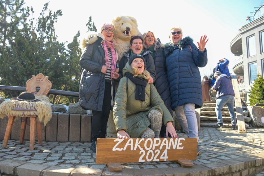 Zakopiańczycy i turyści wspierają pana Marka Zawadzkiego -...