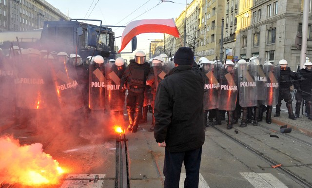 W poprzednich latach Marsz Niepodległości w Warszawie kończył się zadymami