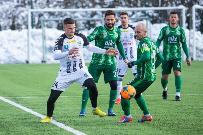 Sandecja lepsza od słowackiego Tatranu. Grad goli po przerwie 