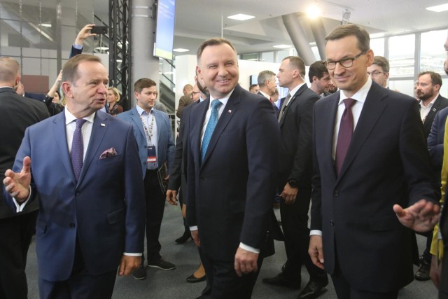 W drugim dniu Kongresu 590 w Jasionce gośćmi specjalnymi byli prezydent RP Andrzej Duda oraz premier Mateusz Morawiecki.