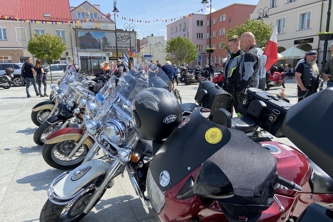 Akcja Motoserce na Starym Rynku w Łomży.