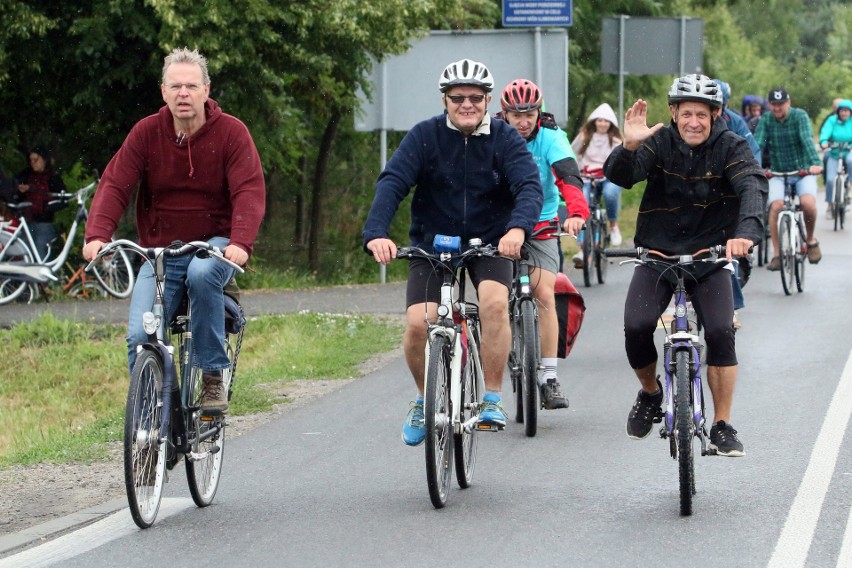 Święto Roweru w Lubartowie. Miłośnicy rowerowej rekreacji spotkali się już po raz 25. (ZDJĘCIA)