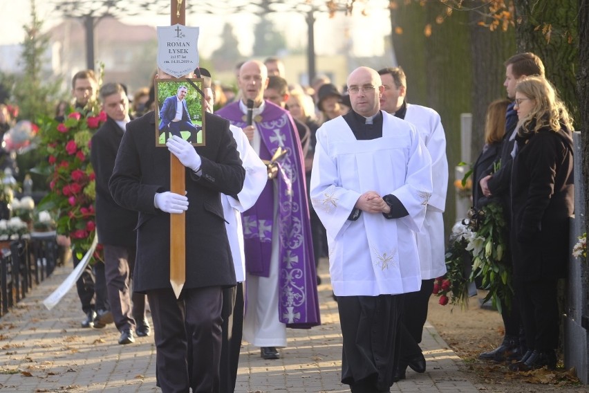 We wtorek 19 listopada torunianie pożegnali doktora Romana...