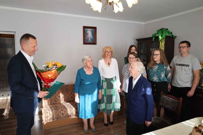 Honorata Rembiszewska z Prosienicy skończyła 100 lat! Piękny jubileusz w gminie Ostrów Mazowiecka