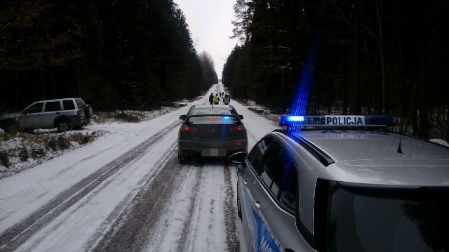 Potrącony mężczyzna jest w stanie ciężkim. Został przewieziony do szpitala.