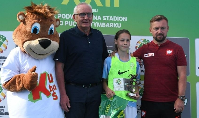 Gmina Brody Team i Czarni Połaniec najlepsi do 12 lat podczas XXII edycji Turnieju Z Podwórka na Stadion o Puchar Tymbarku. Zobacz zdjęcia 