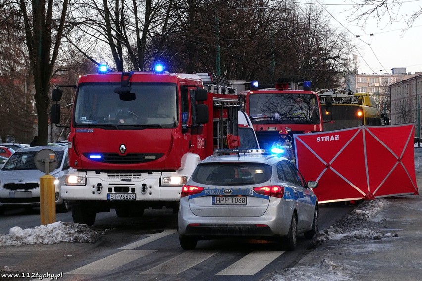 Na oznakowanym przejściu dla pieszych 10-latek wtargnął...