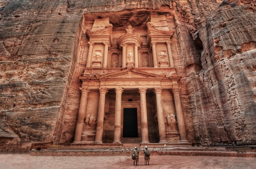 Niezwykłe starożytne miasto Petra w Jordanii jej piękno tkwi...