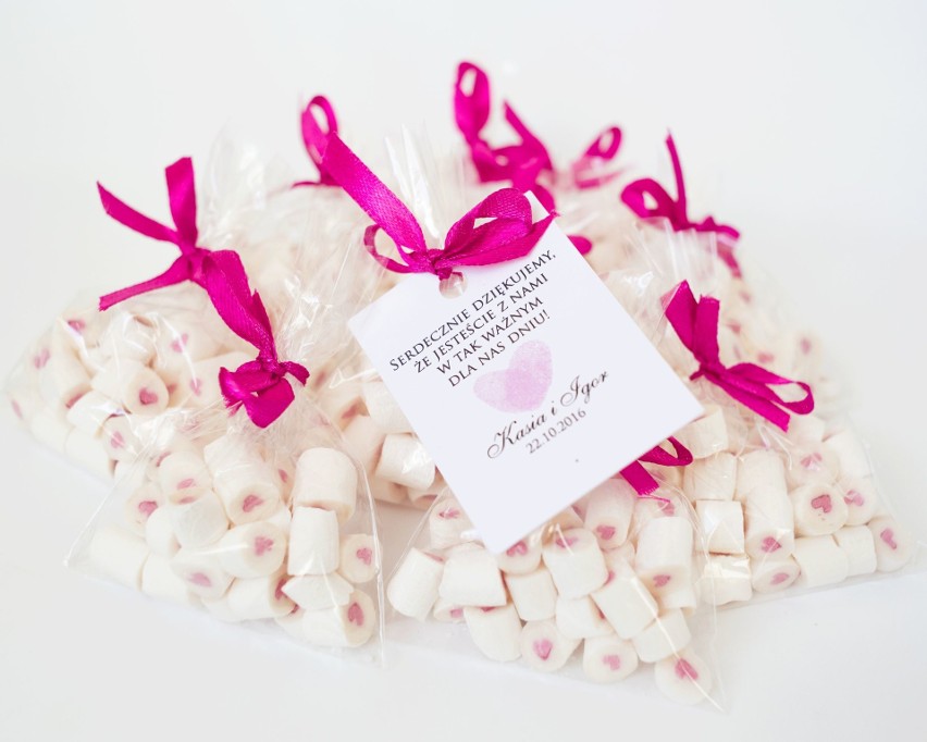 Ręcznie robione słodycze na pamiątkę dla weselnych gości - proponuje Manufaktura Słodyczy w Kielcach