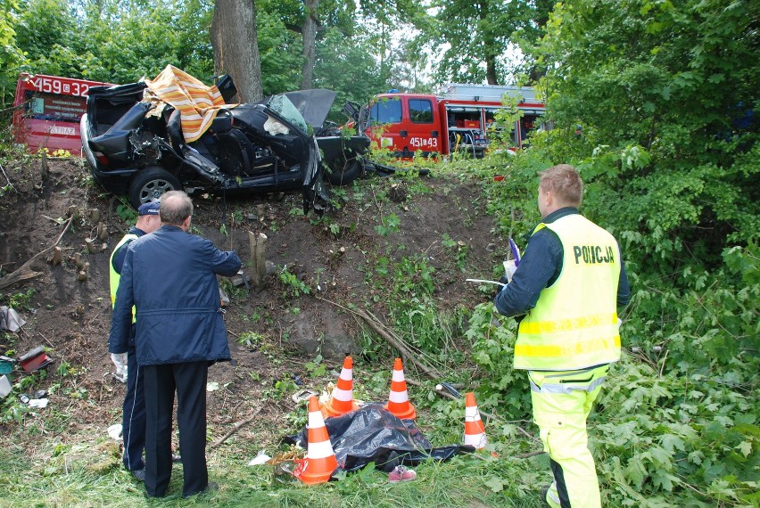 Przyczyną była prędkość? [GALERIA ZDJĘĆ]