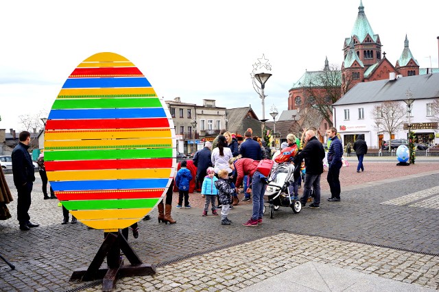 Kolorowy i wielkanocny rynek w Czeladzi