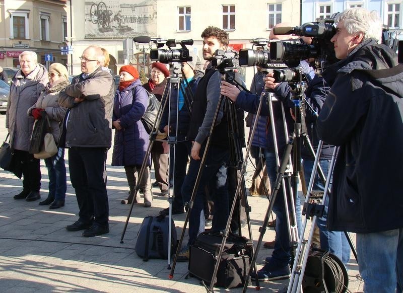 Liderzy Platformy Obywatelskiej w sprawie działań służb po wypadku kolumny rządowej w Oświęcimiu