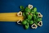 4 stycznia - Dzień Spaghetti. Zobacz przepisy na najlepsze sosy. TOP 5