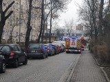 Pożar w budynku wielorodzinnym przy ul. Nasturcjowej we Wrocławiu. W bloku było 8 osób!